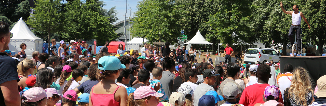 Jeunesse au cirque __ 10 juillet